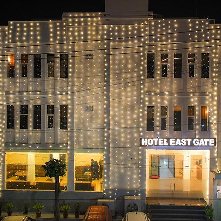 Dazzling East Gate Hotel Agra  Exterior foto