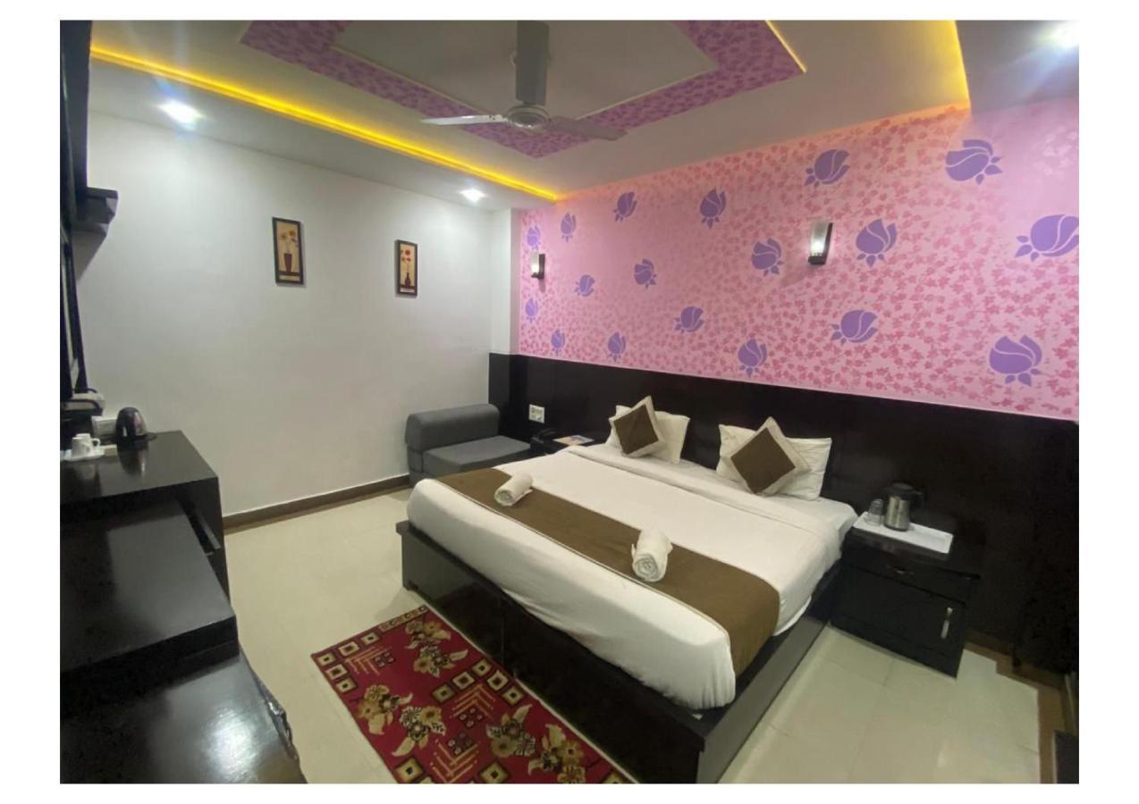 Dazzling East Gate Hotel Agra  Exterior foto