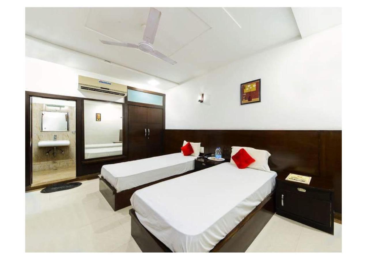 Dazzling East Gate Hotel Agra  Exterior foto