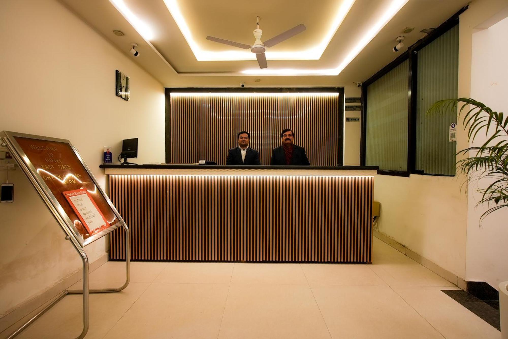 Dazzling East Gate Hotel Agra  Exterior foto